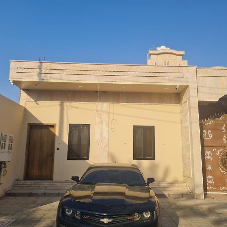 Black 2 Al-ʿUla Exterior photo